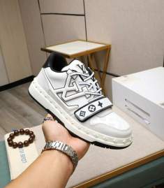 Picture of Louis Vuitton Shoes _SKULVsz38-44hnh120216630